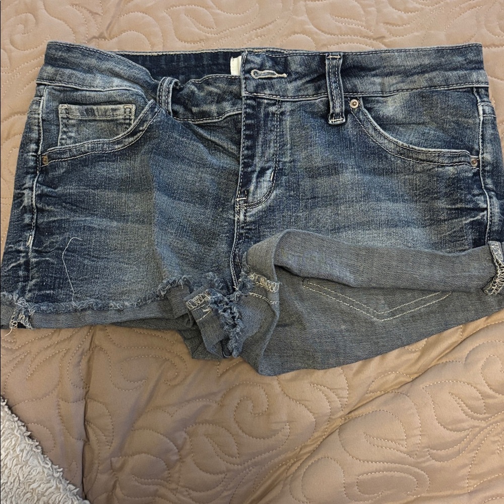 Stylish Denim Cutoff Shorts